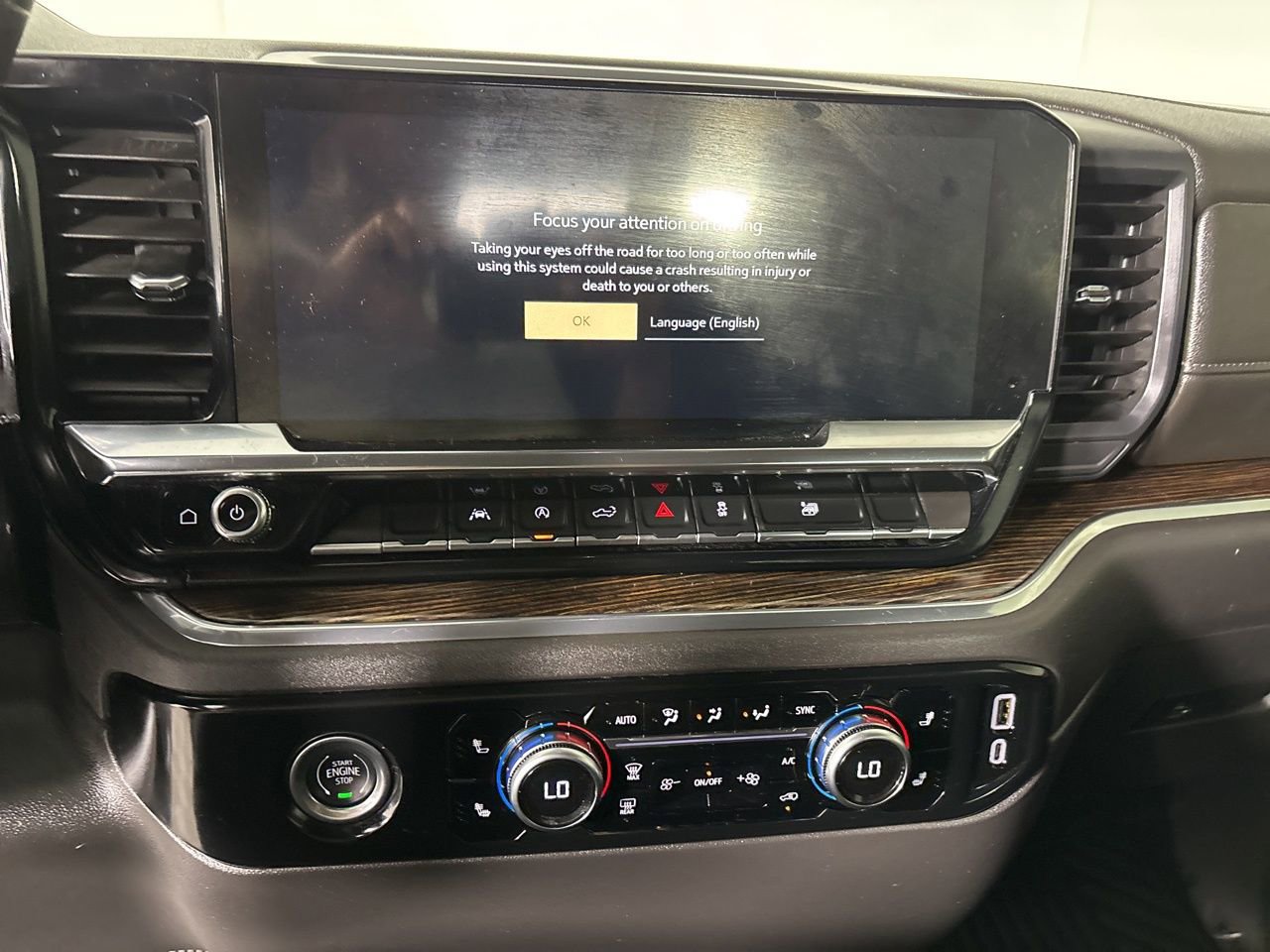 Used 2024 GMC Sierra 1500 Elevation AWD/4WD image 14