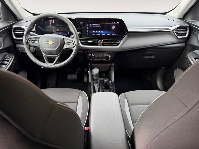 Used 2025 Chevrolet TrailBlazer LT AWD/4WD image 10
