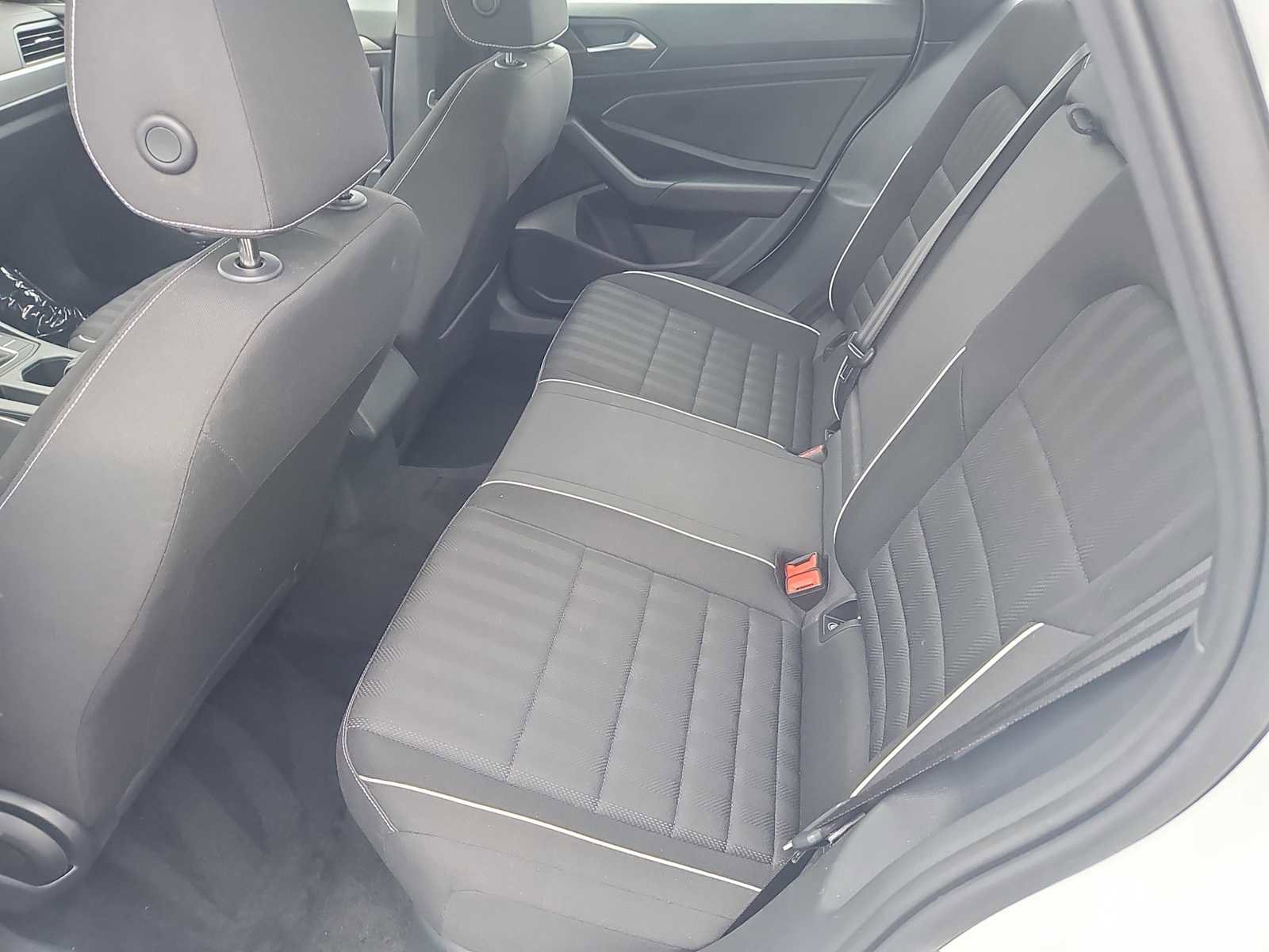 Used 2023 Volkswagen Jetta Sport image 25