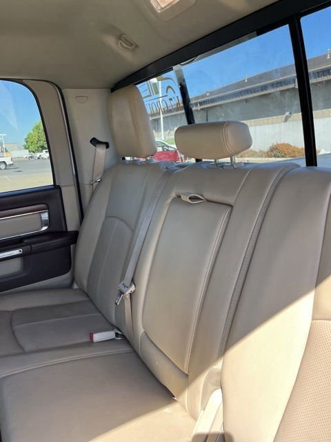 Used 2019 RAM 1500 Laramie w/ Convenience Group image 9