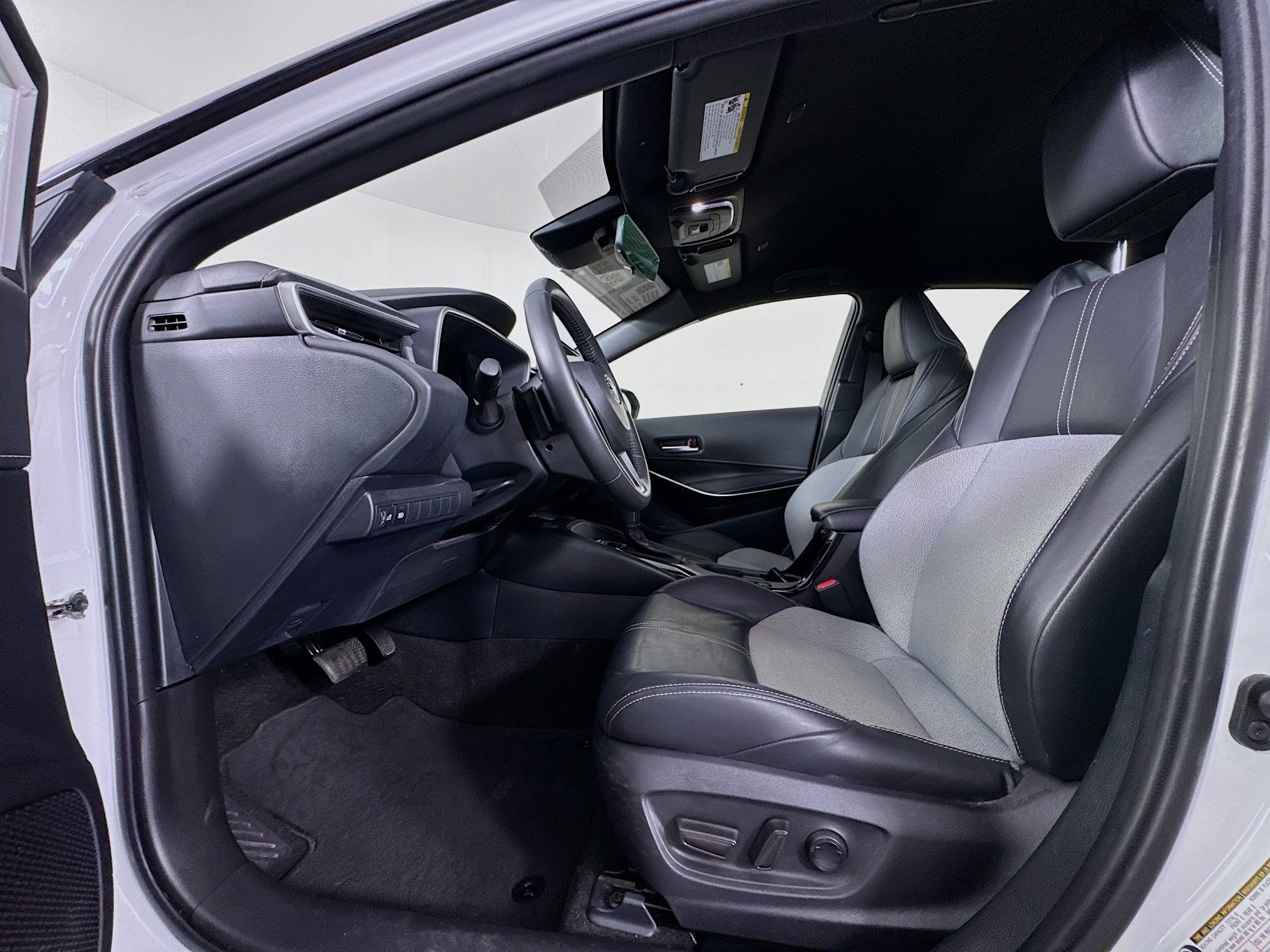 Certified 2024 Toyota Corolla XSE FWD image 21