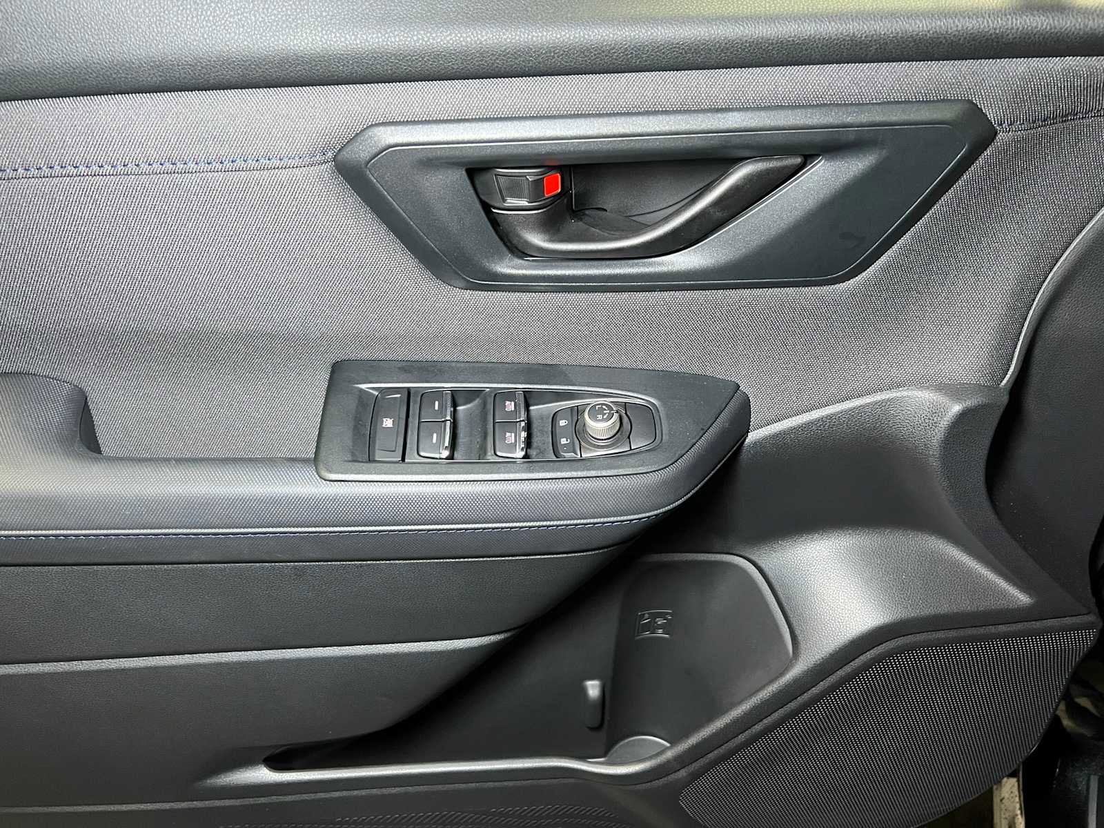 Used 2025 Subaru Forester Premium image 21