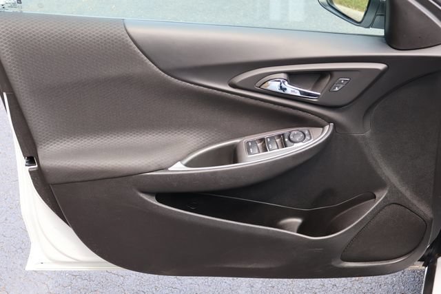 Used 2025 Chevrolet Malibu LT FWD image 18