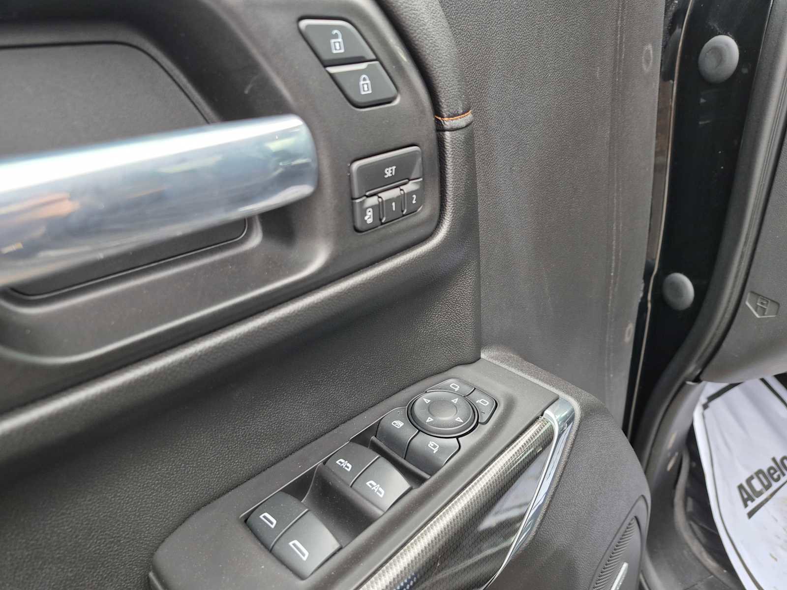 Used 2020 GMC Sierra 1500 AT4 w/ AT4 Premium Package image 17