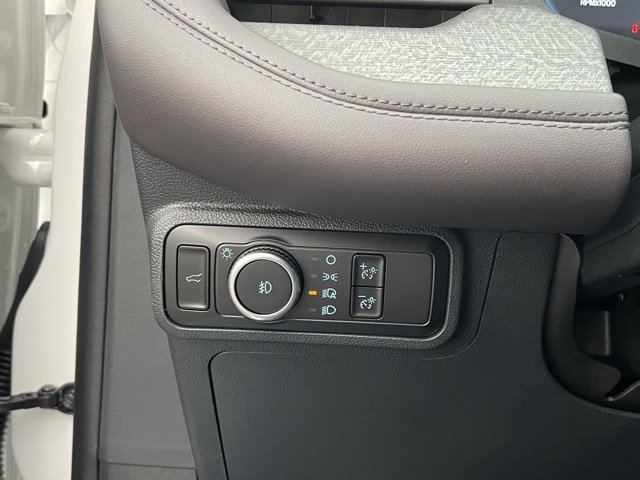 New 2026 Ford Explorer Platinum w/ LUX Leather Package image 24