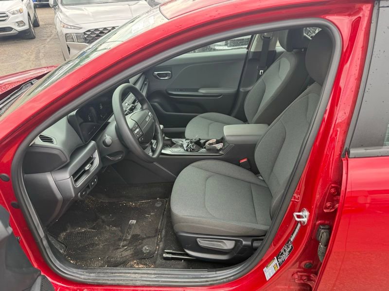 Certified 2025 Kia K4 LXS image 7