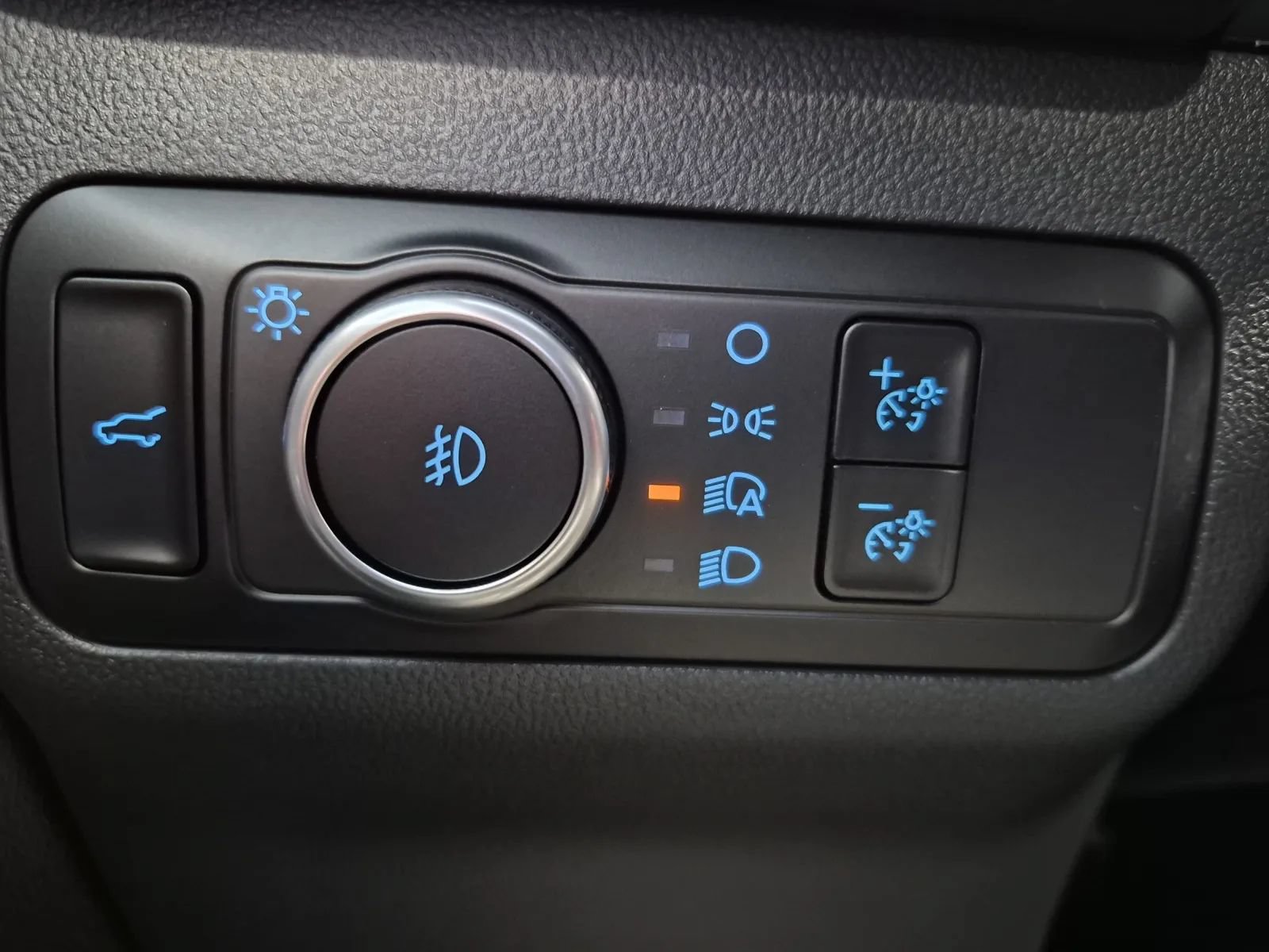 Used 2025 Ford Escape ST-Line Select AWD/4WD image 24