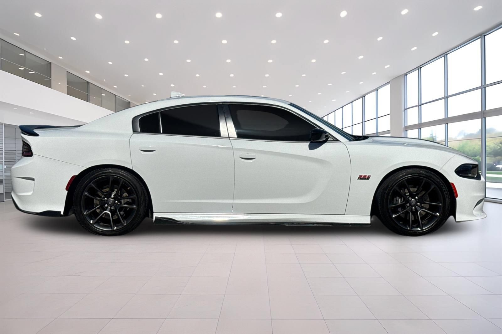 Used 2023 Dodge Charger Scat Pack w/ Plus Group RWD image 3