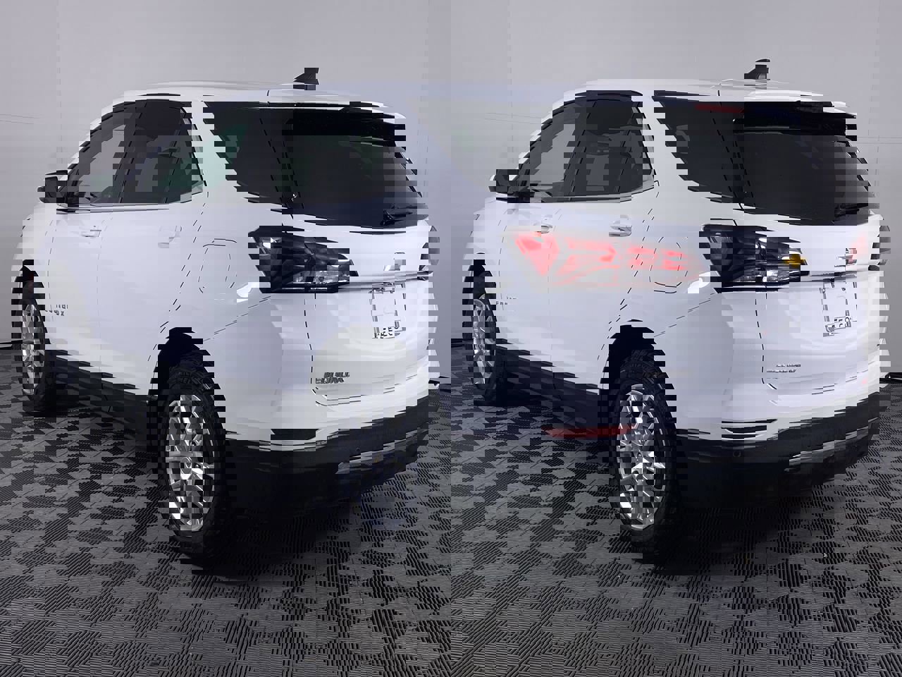 Certified 2024 Chevrolet Equinox LT FWD image 33