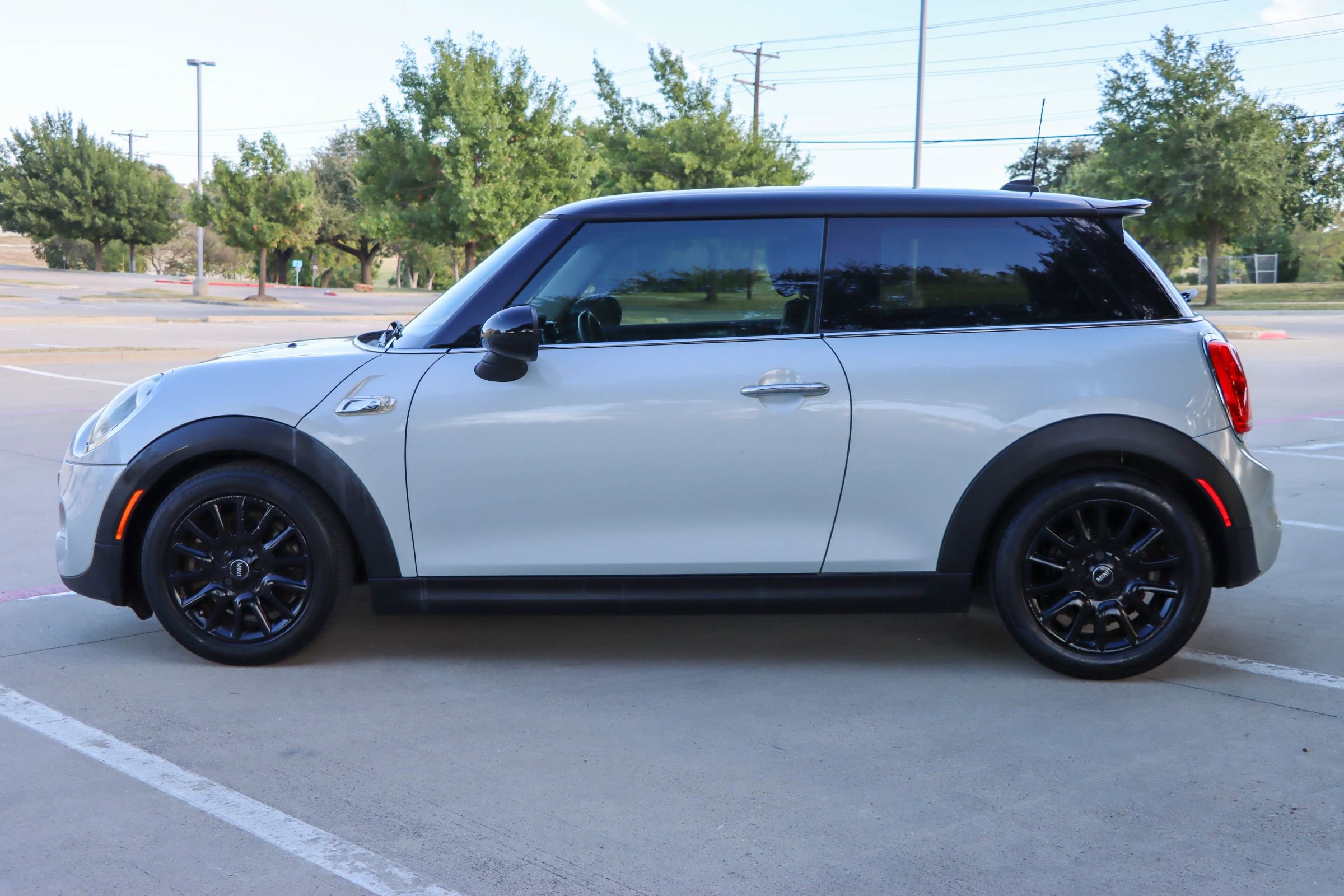 Used 2015 MINI Cooper S image 4
