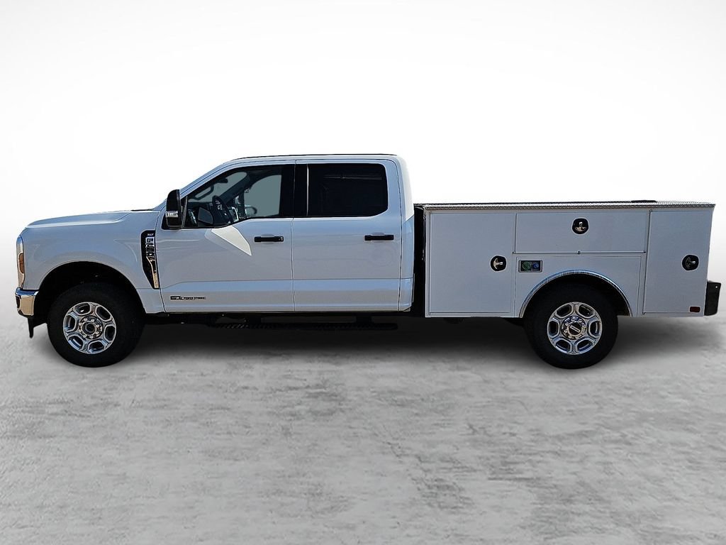 Used 2025 Ford F250 XLT w/ F-250 >10K GVWR Package AWD/4WD image 6