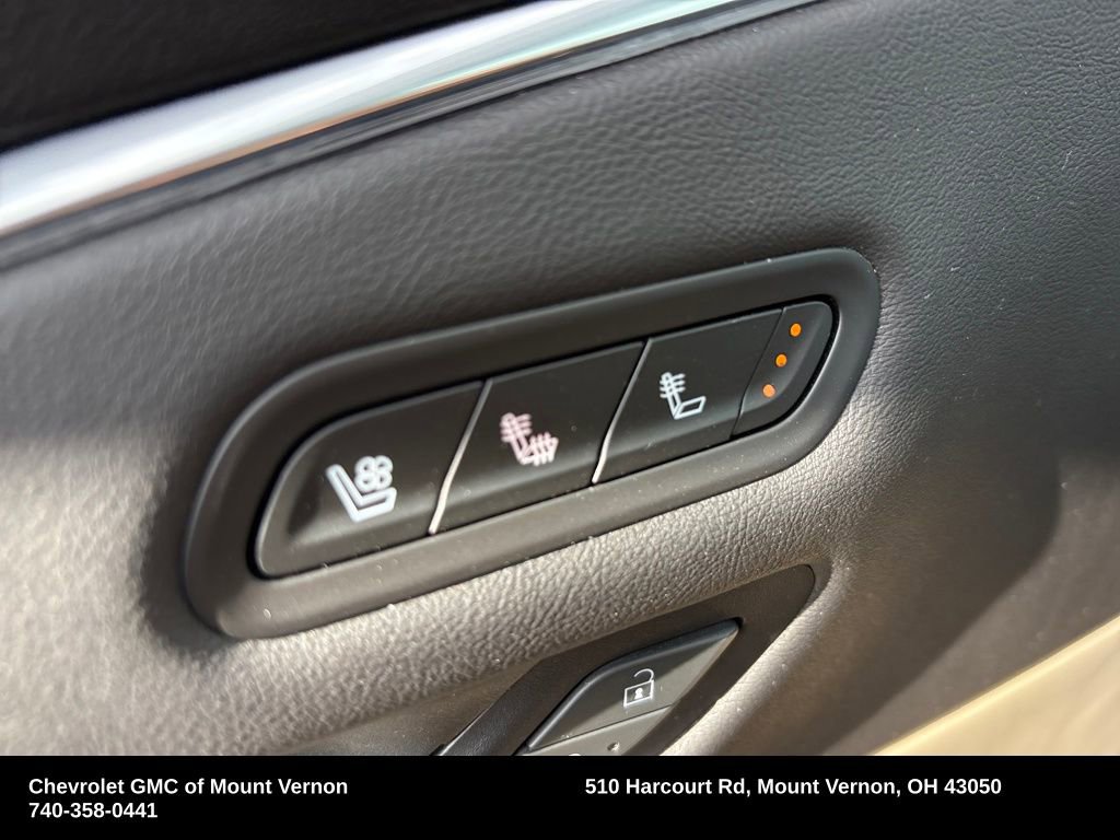 Used 2023 Cadillac Escalade Premium Luxury w/ LPO, Illumination Package image 35