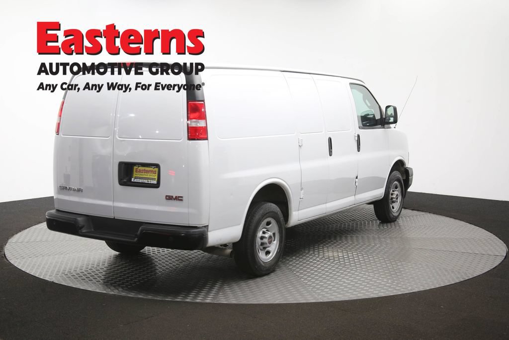 Used 2022 GMC Savana 2500 RWD image 33