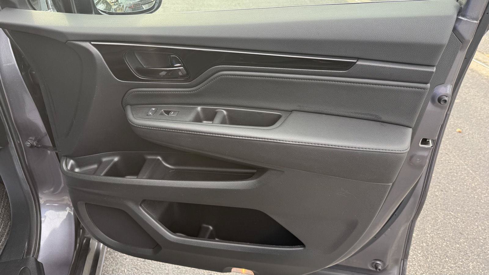 Used 2026 Honda Odyssey Elite image 17