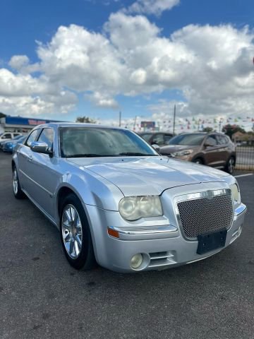Used 2007 Chrysler 300 C image 2