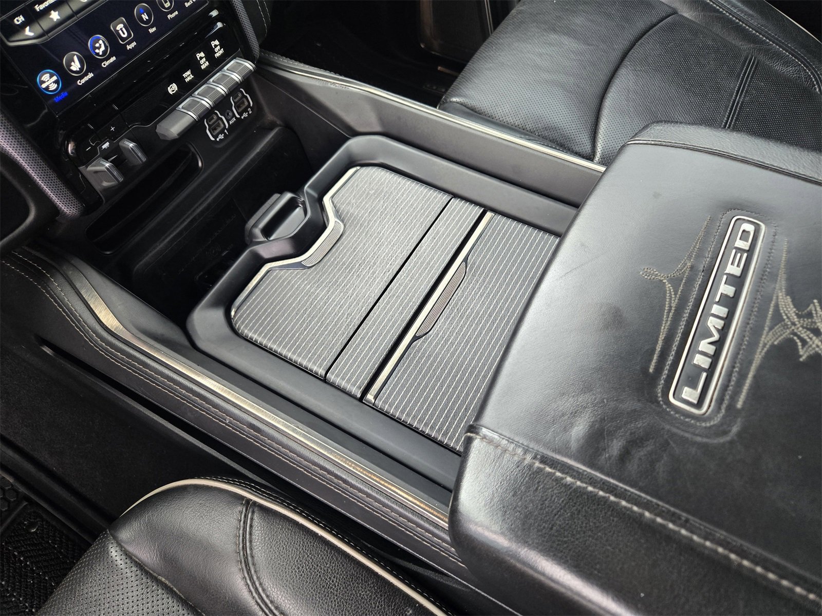 Used 2020 RAM 2500 Limited image 17