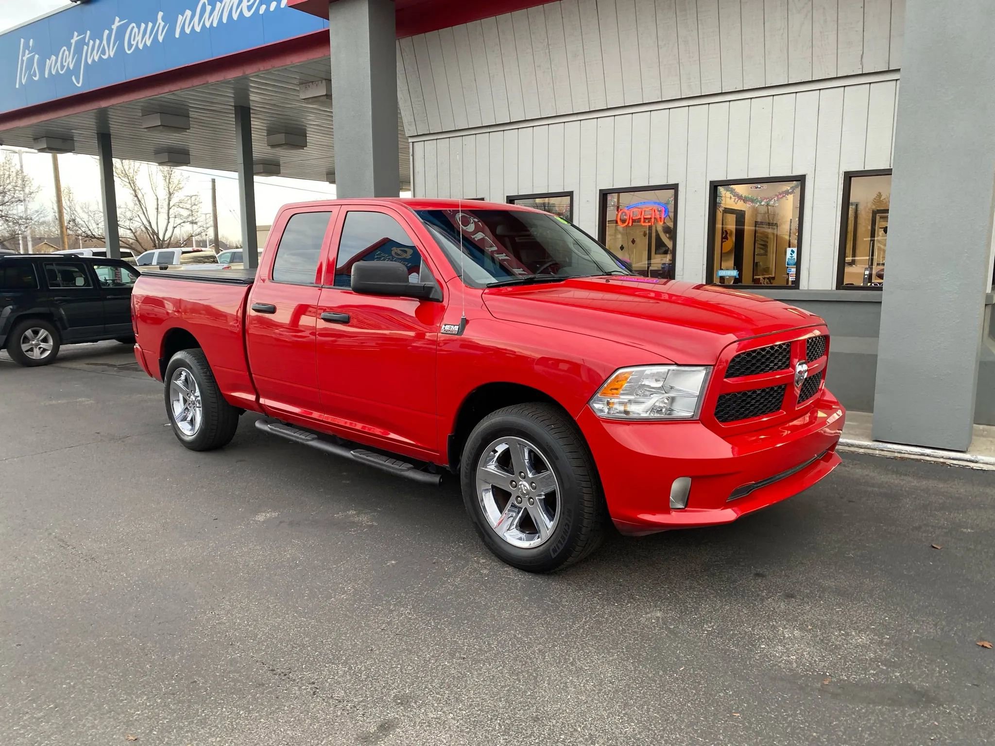 Used 2015 RAM 1500 Express image 2