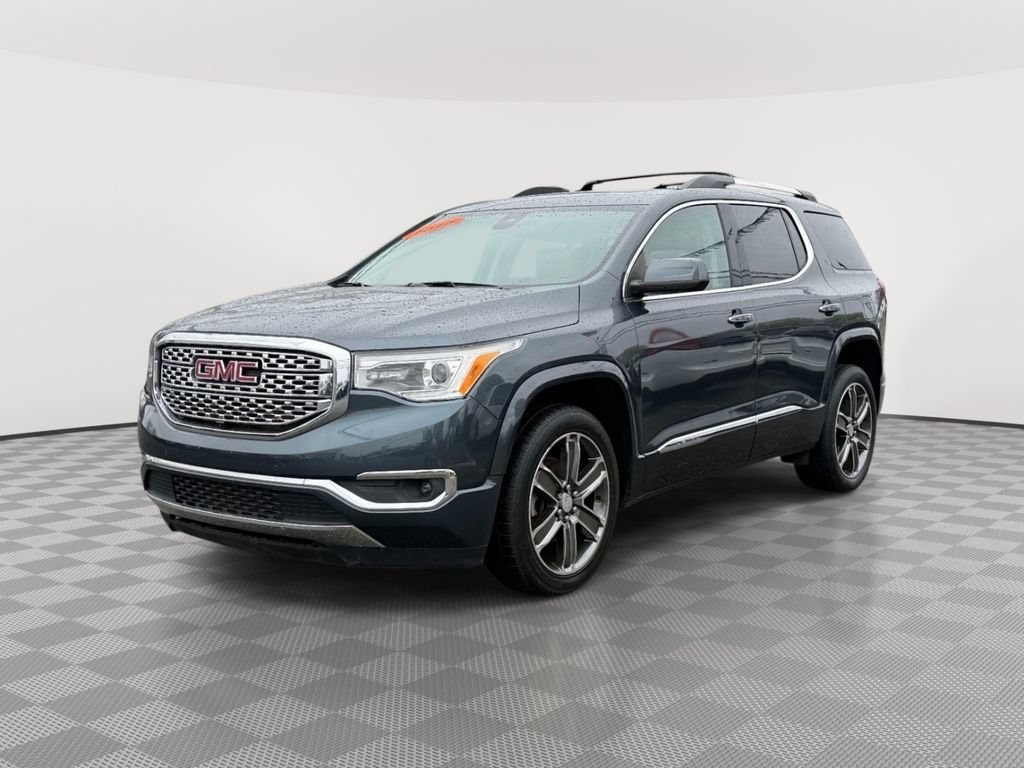 Used 2019 GMC Acadia Denali w/ Technology Package AWD/4WD image 3