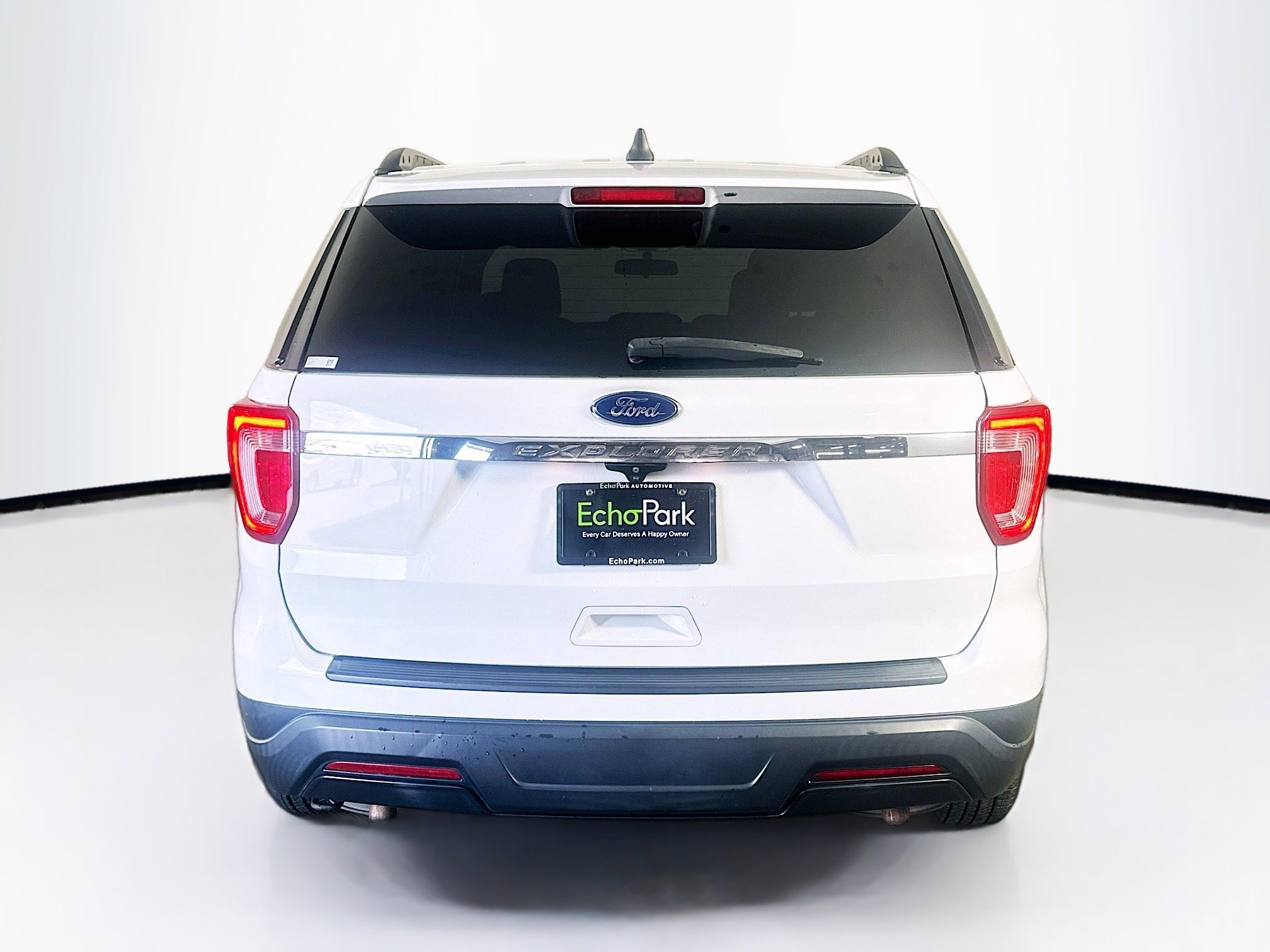 Used 2018 Ford Explorer FWD image 7