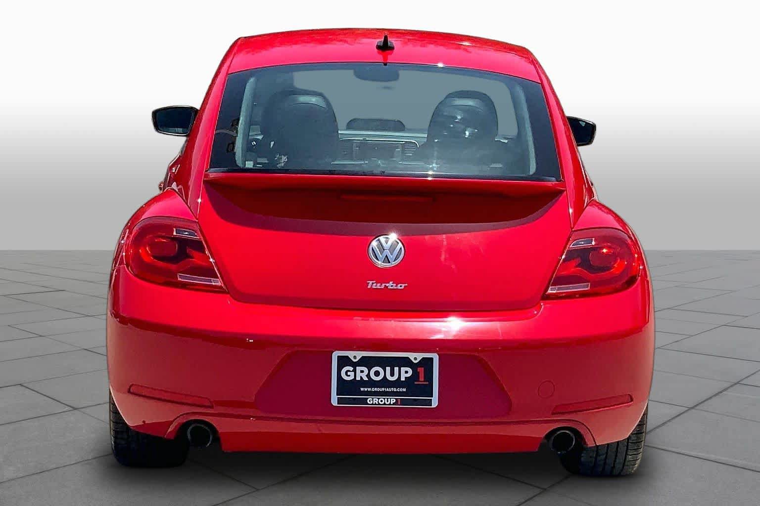 Used 2012 Volkswagen Beetle 2.0T FWD image 4