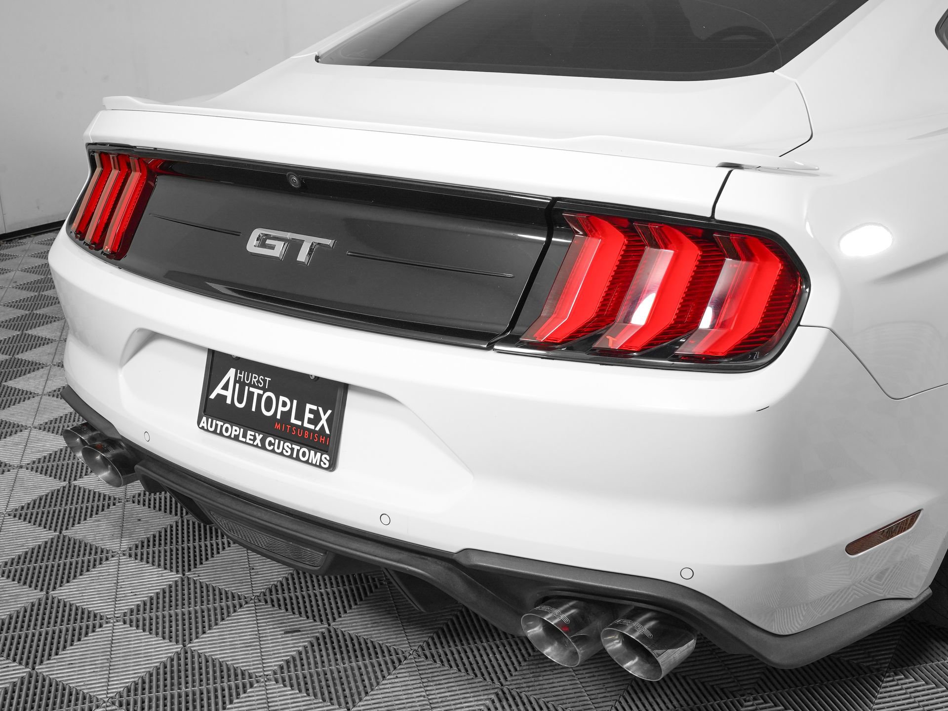 Used 2023 Ford Mustang GT Premium image 31