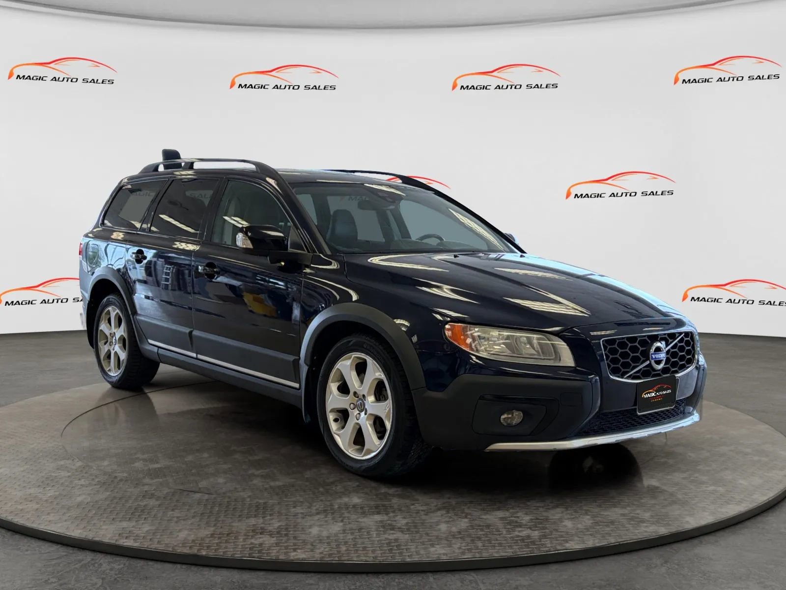 Used 2016 Volvo XC70 T5 Premier w/ Proximity Package image 44