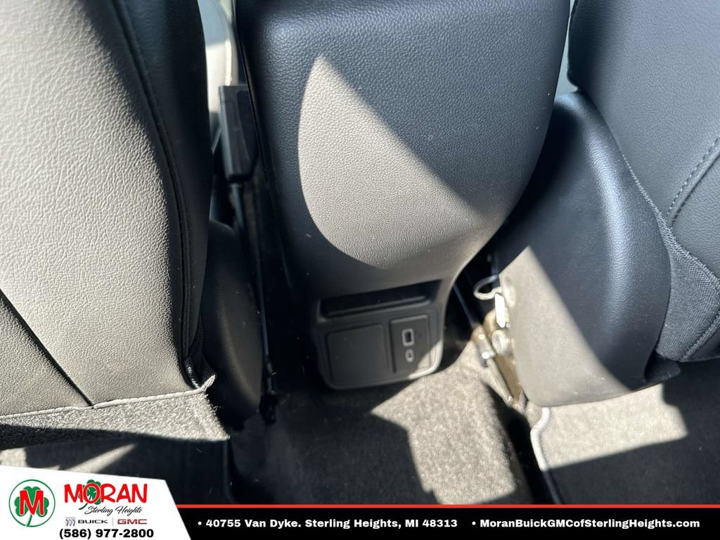 Certified 2024 Buick Encore GX Preferred w/ Comfort Package AWD/4WD image 12