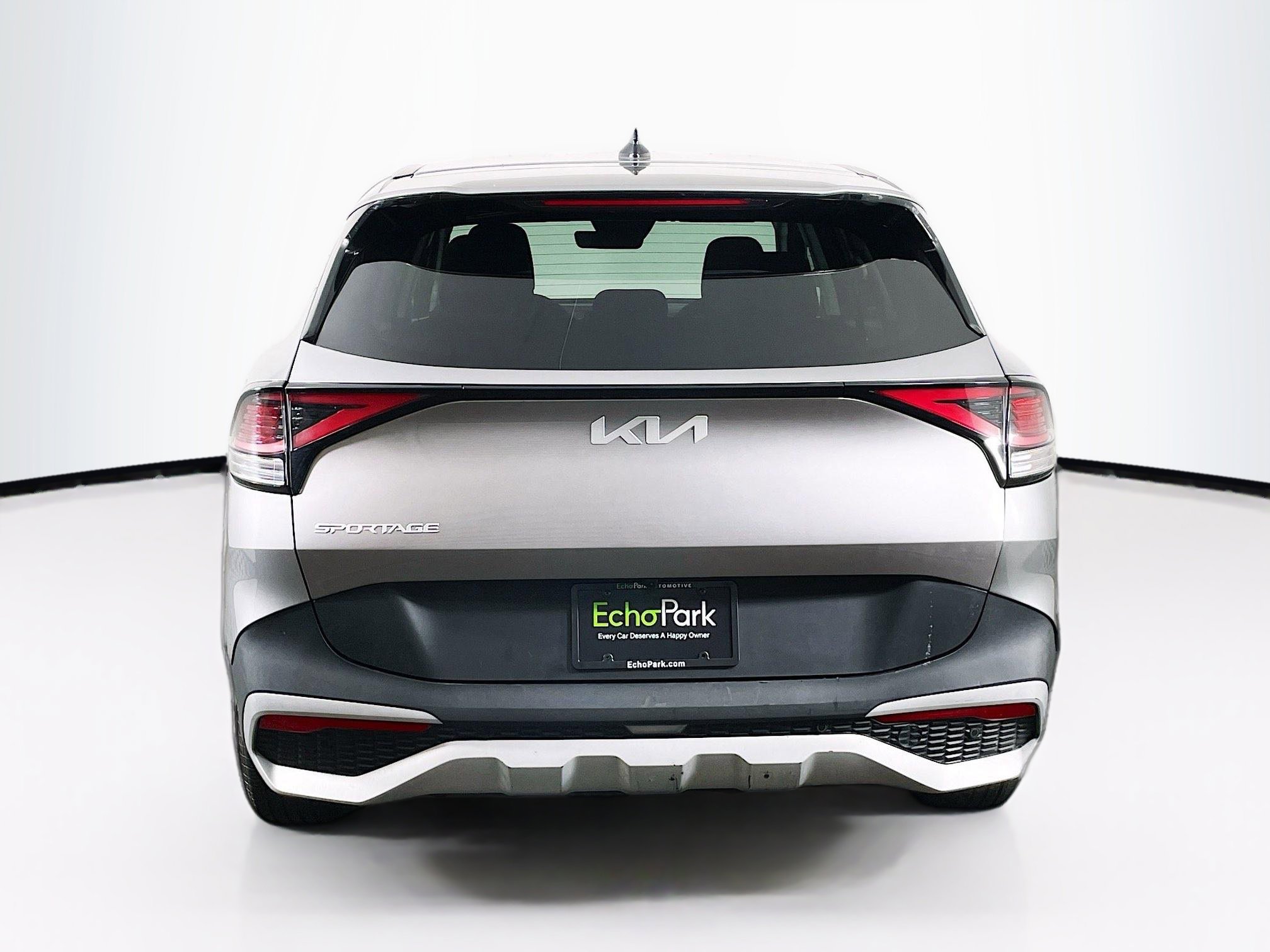 Used 2023 Kia Sportage LX image 7