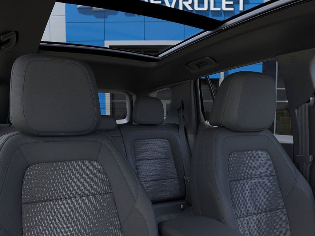 New 2026 Chevrolet Equinox LT w/ Safety and Technology Package AWD/4WD image 24