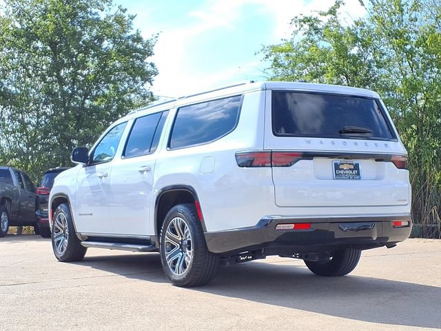 Used 2024 Jeep Wagoneer L Series II w/ Flexible Seating Group RWD image 7