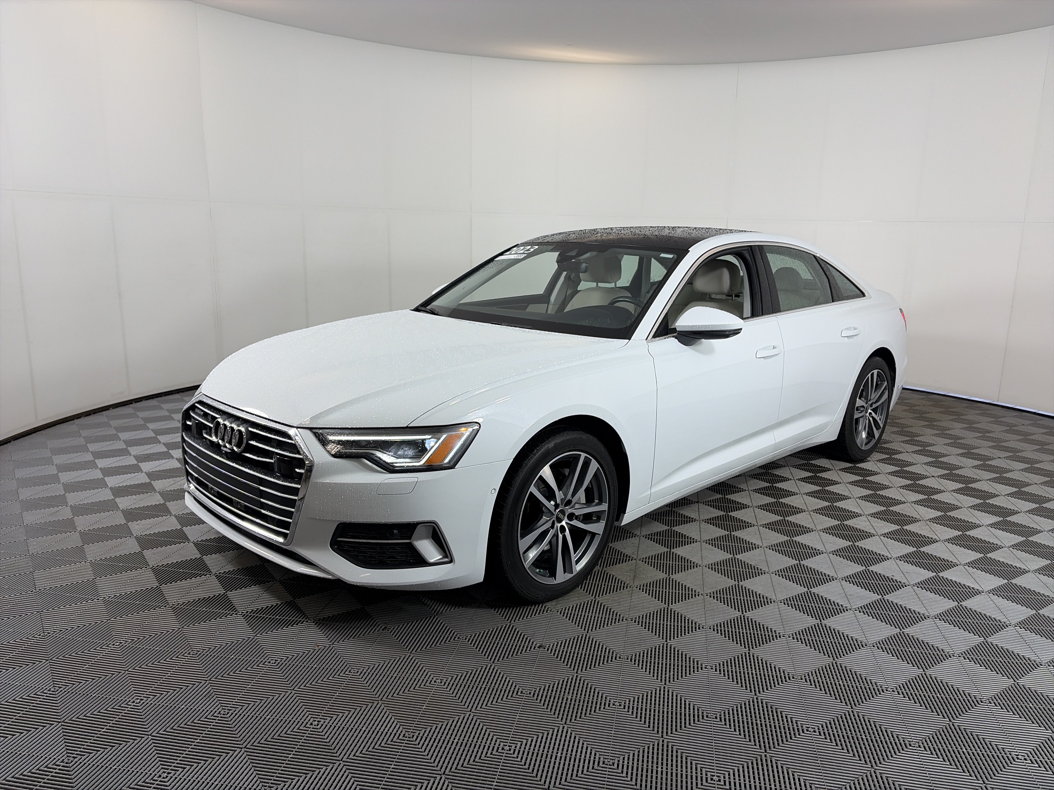 Used 2023 Audi A6 Premium Plus AWD/4WD image 2