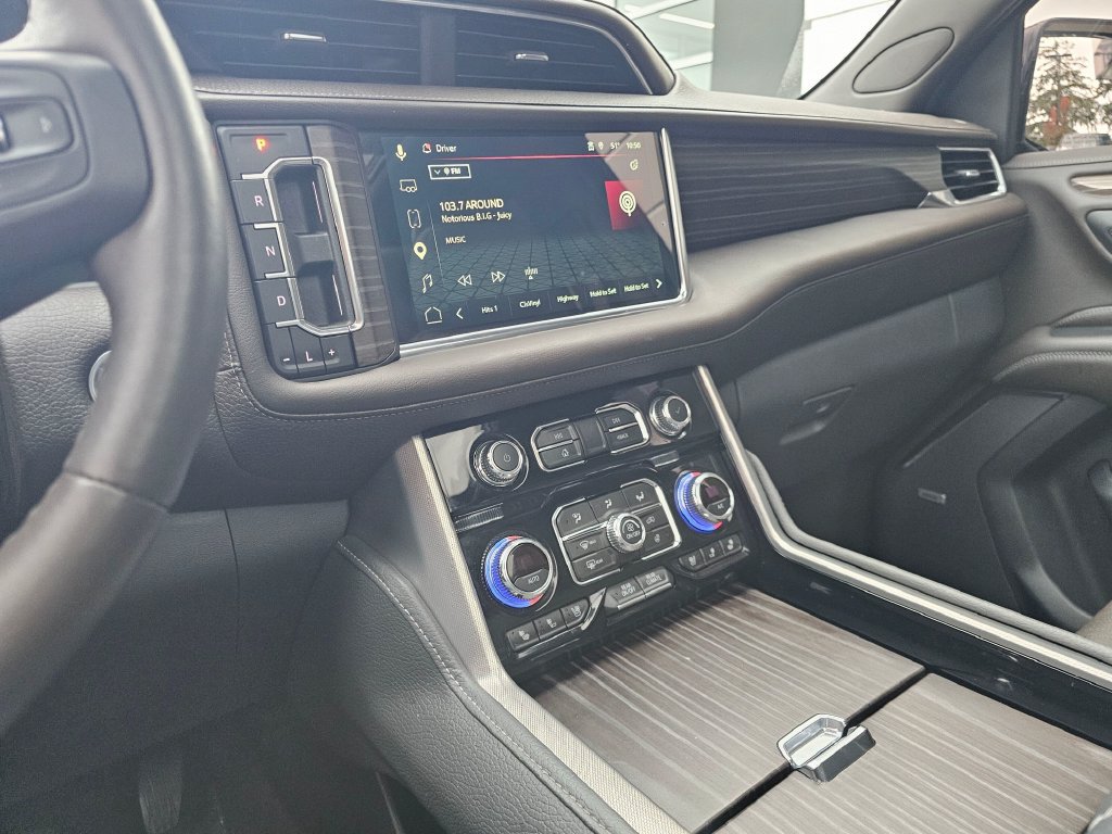 Used 2024 GMC Yukon Denali w/ Denali Reserve Package AWD/4WD image 31