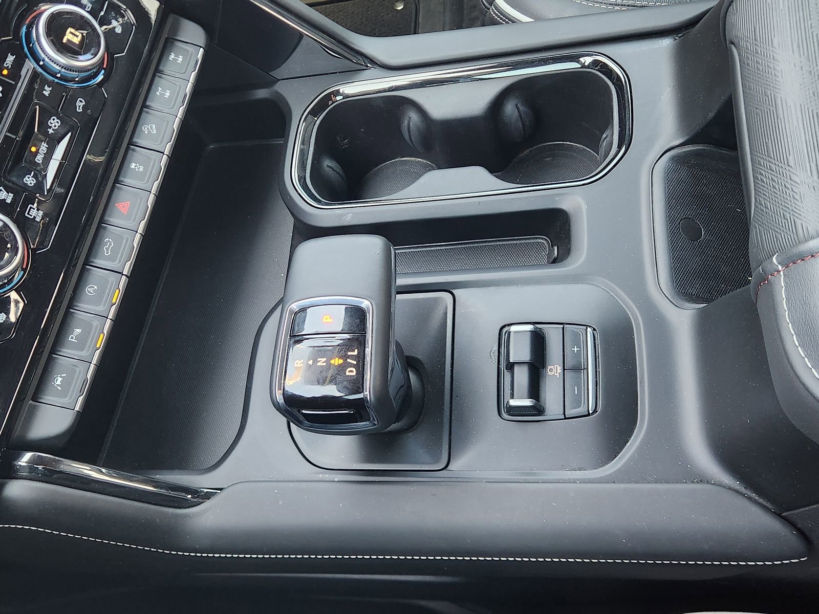 Used 2024 GMC Sierra 1500 AT4X image 23