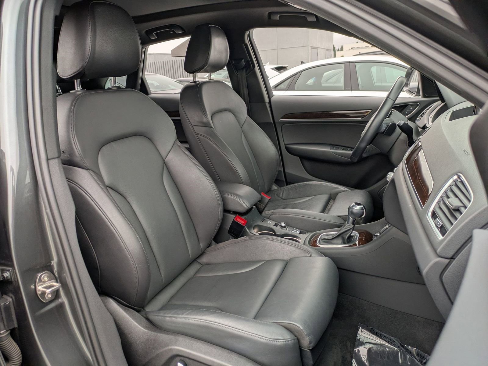 Used 2018 Audi Q3 2.0T Premium FWD image 28