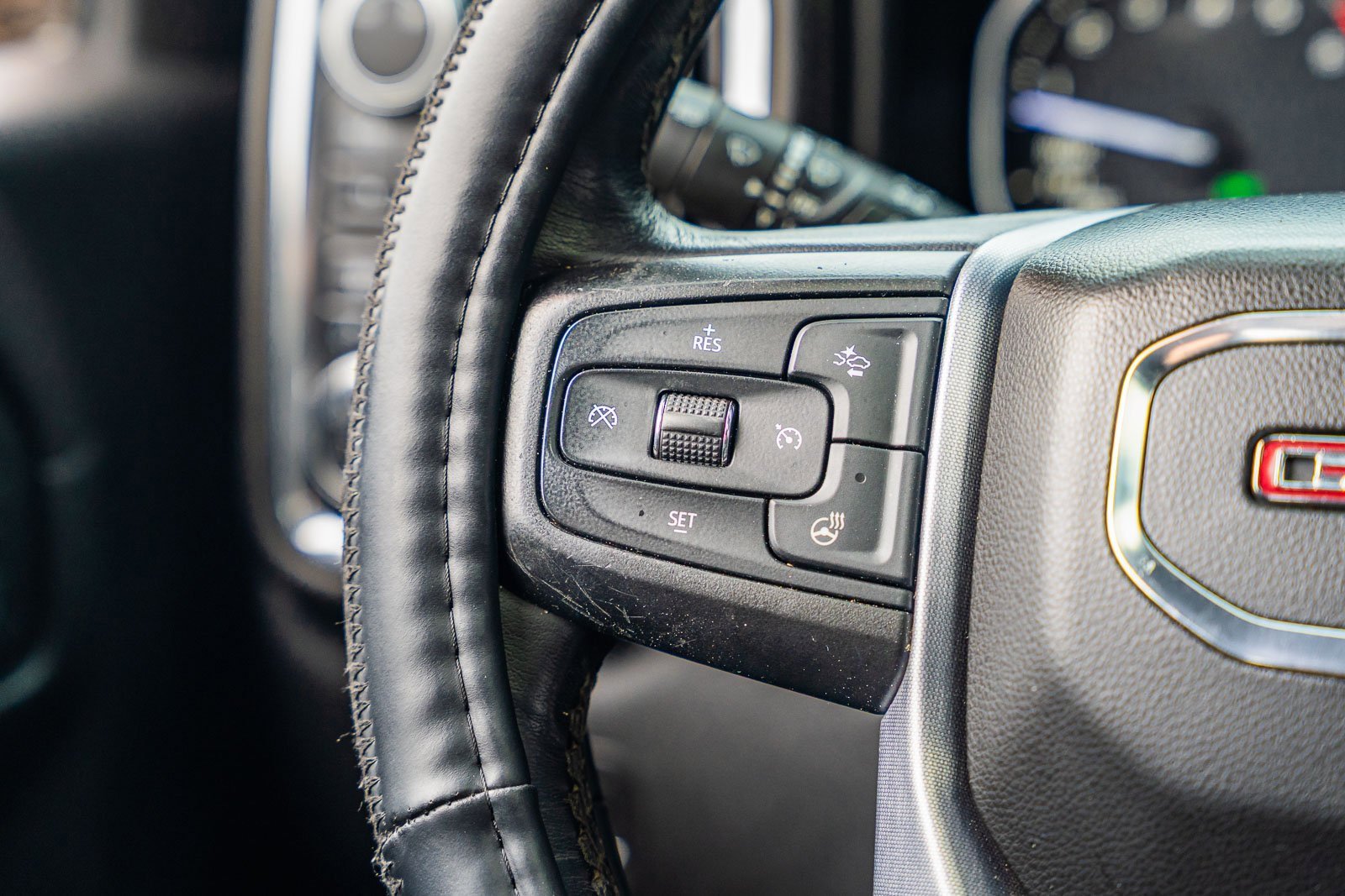 Used 2019 GMC Sierra 1500 SLT w/ SLT Premium Plus Package image 29