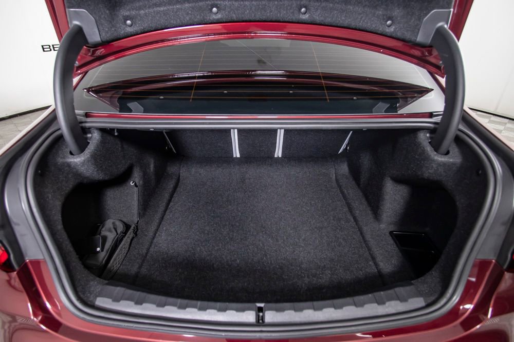 Used 2025 BMW M3 Competition w/ Executive Package image 9