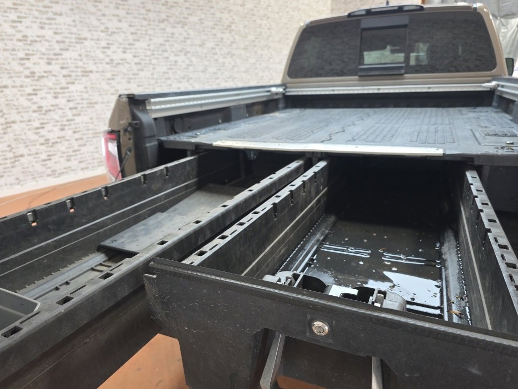 Used 2023 Nissan Titan PRO-4X w/ Pro-4x Convenience Package image 17