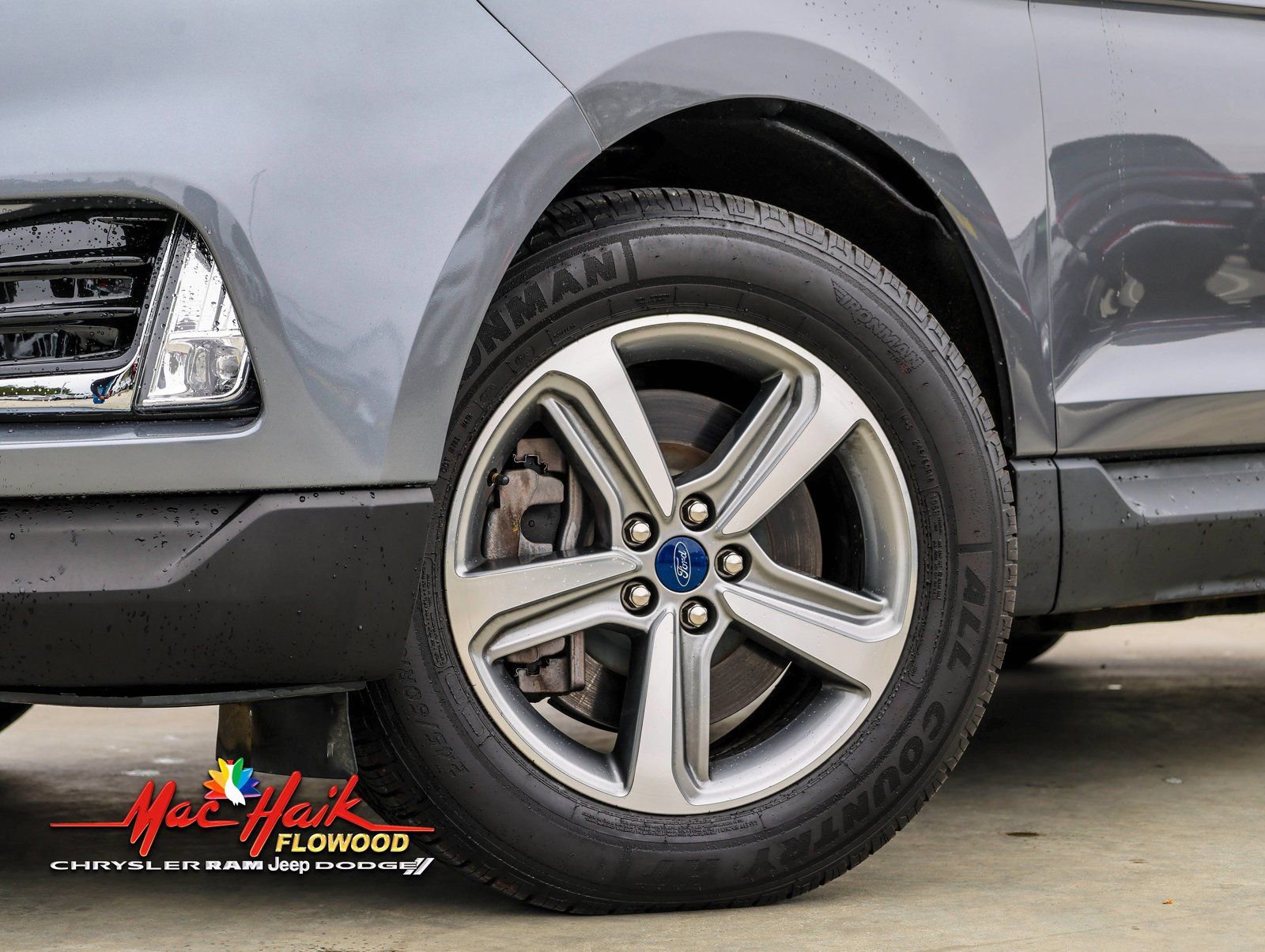 Used 2022 Ford Edge SEL w/ Convenience Package image 2