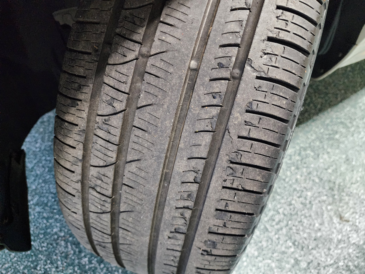 Used 2023 Volvo XC90 B6 Ultimate w/ Protection Package Premier image 13