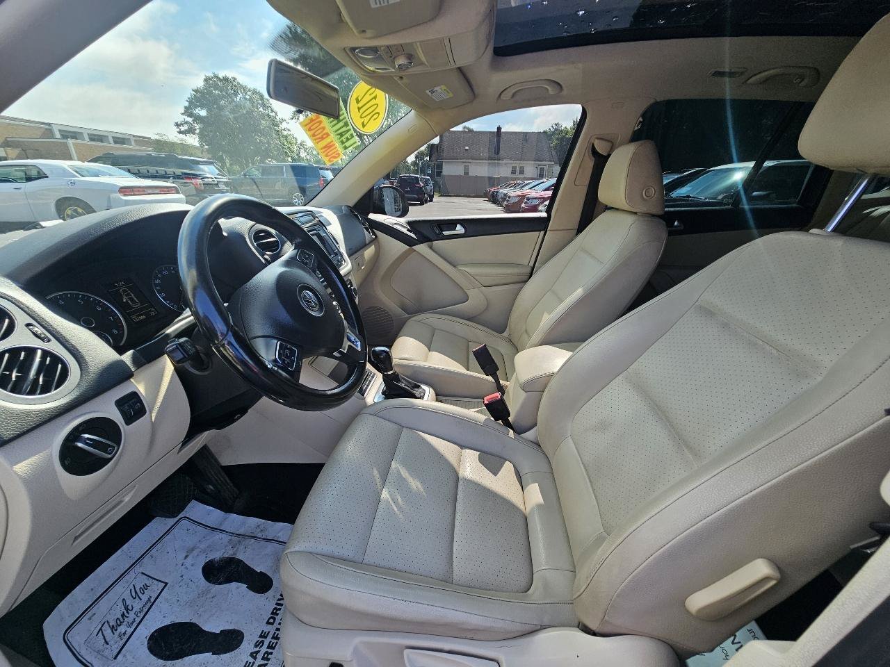 Used 2012 Volkswagen Tiguan S AWD/4WD image 19