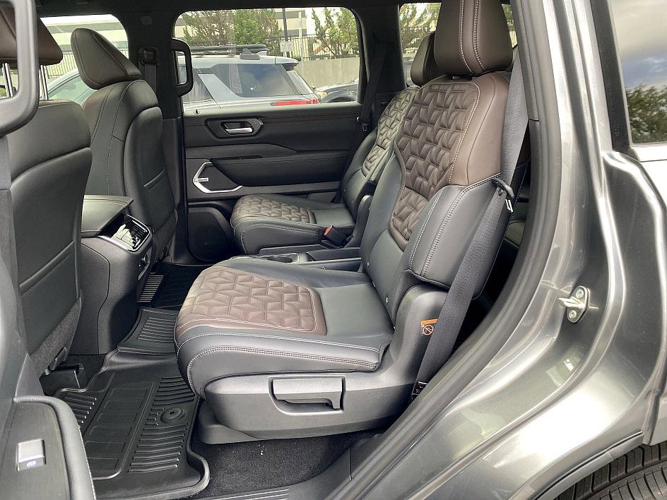 New 2026 Nissan Armada Platinum image 22