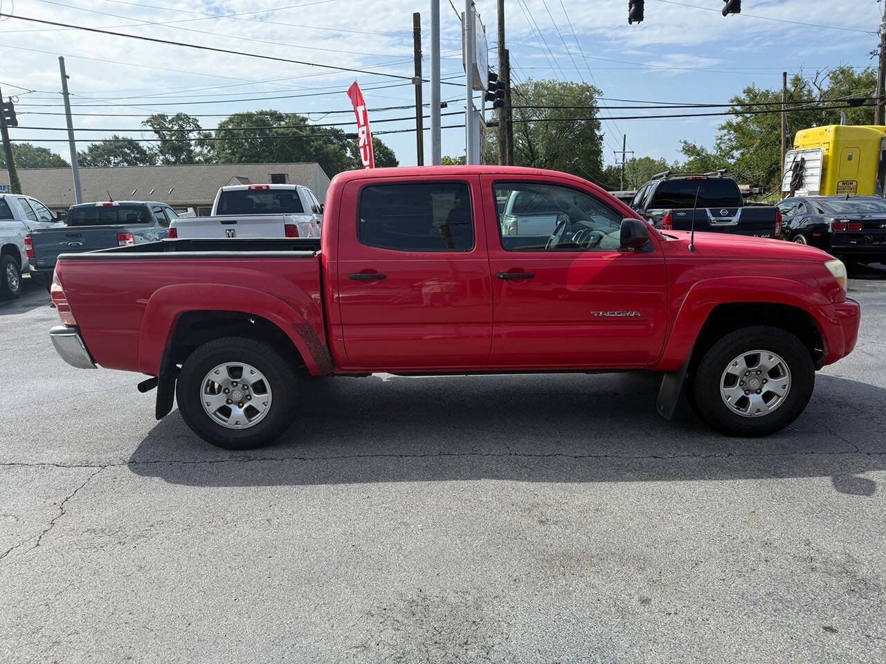 Used 2006 Toyota Tacoma PreRunner RWD image 3