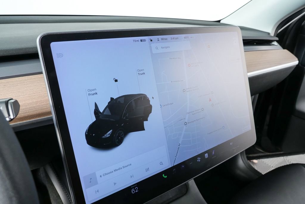 Used 2021 Tesla Model Y Performance image 25