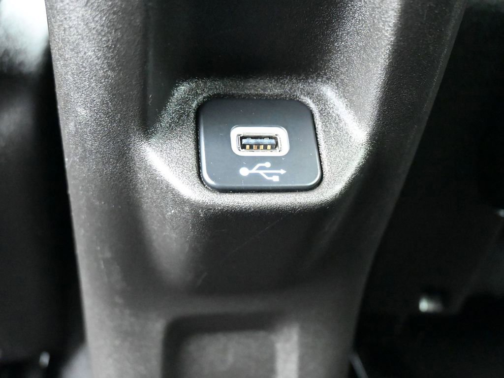 Used 2021 Jeep Renegade Latitude AWD/4WD image 16