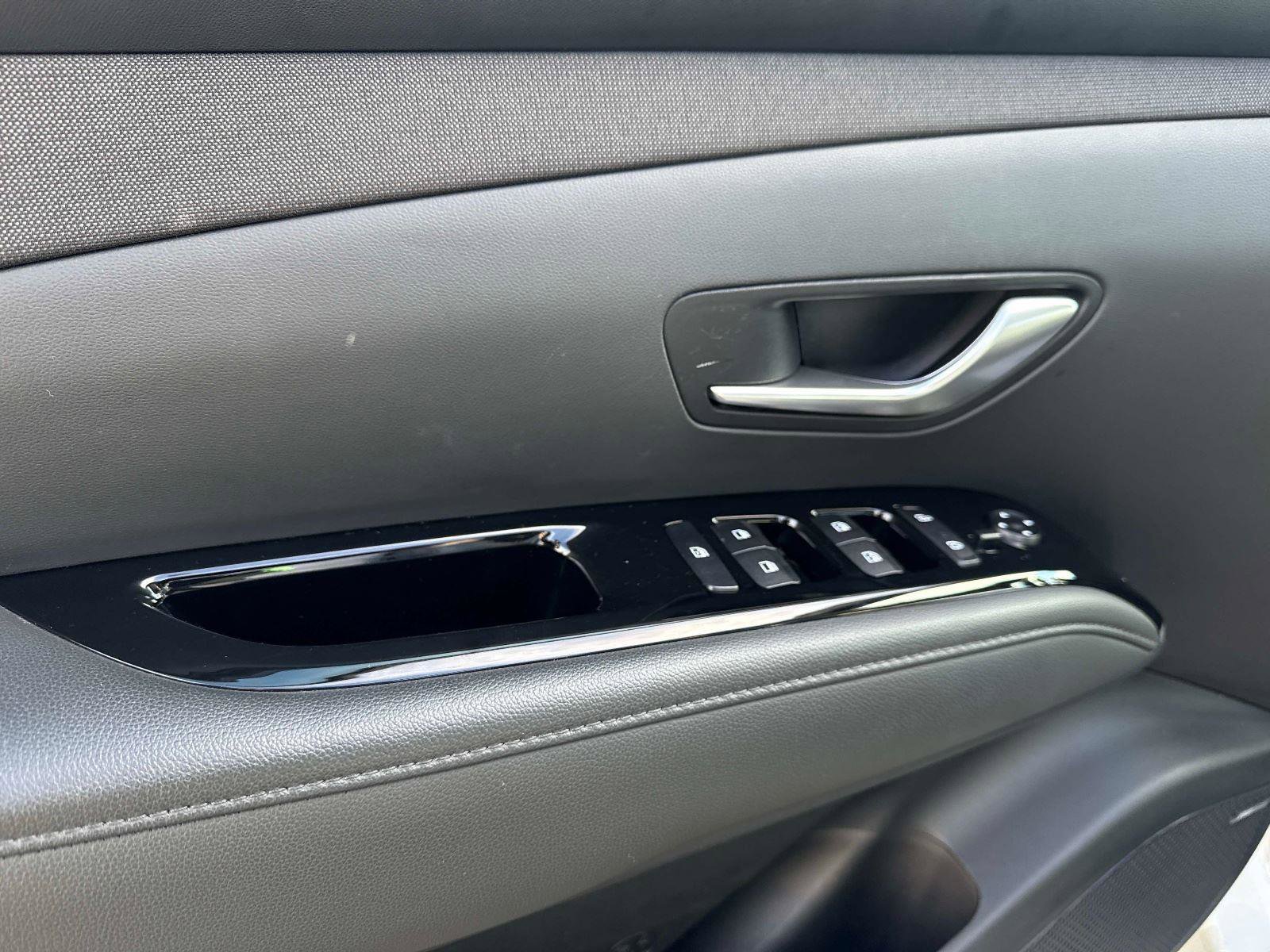 Used 2024 Hyundai Tucson Limited image 18