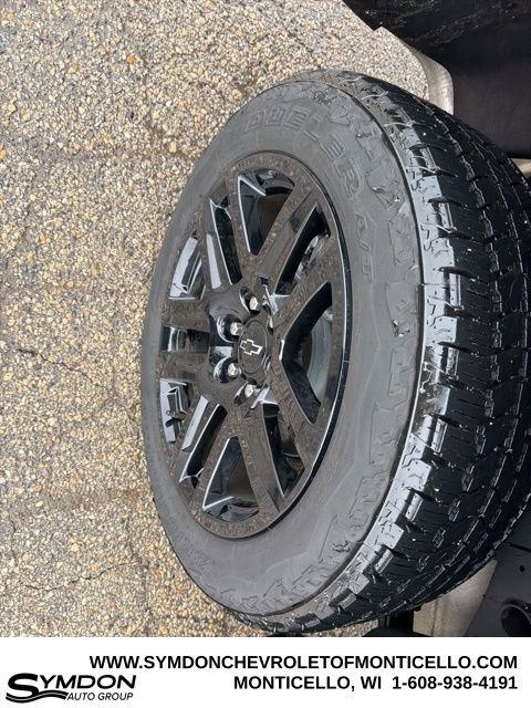 Used 2025 Chevrolet Colorado Z71 w/ Technology Package image 28