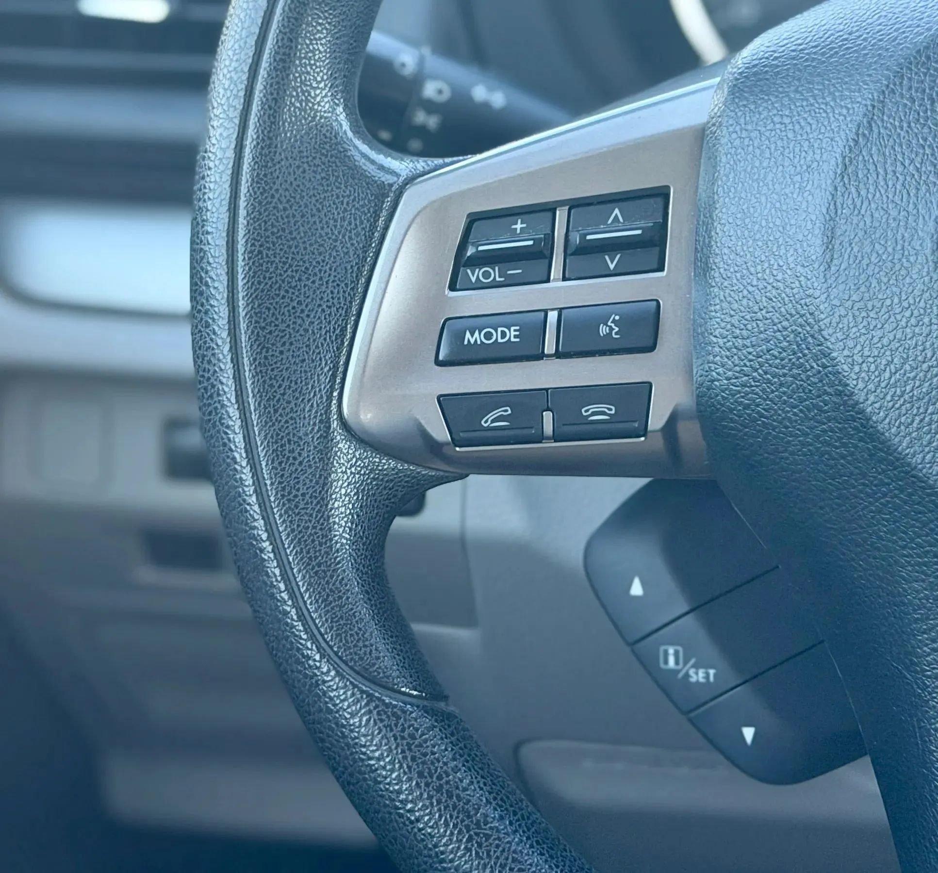 Used 2014 Subaru Forester 2.5i Premium w/ All-Weather Package image 18