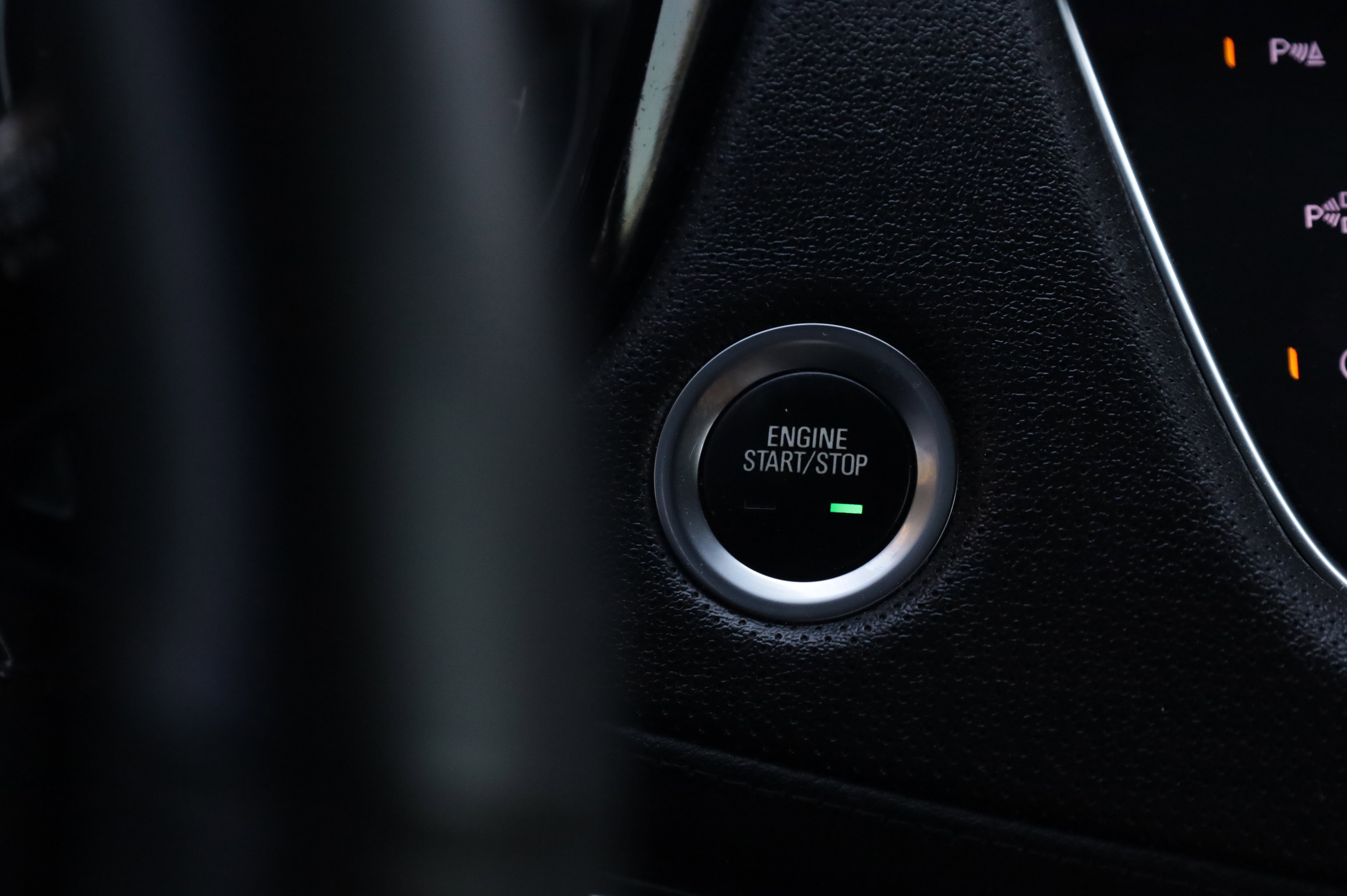 Used 2022 Cadillac XT5 Premium Luxury w/ Technology Package AWD/4WD image 10