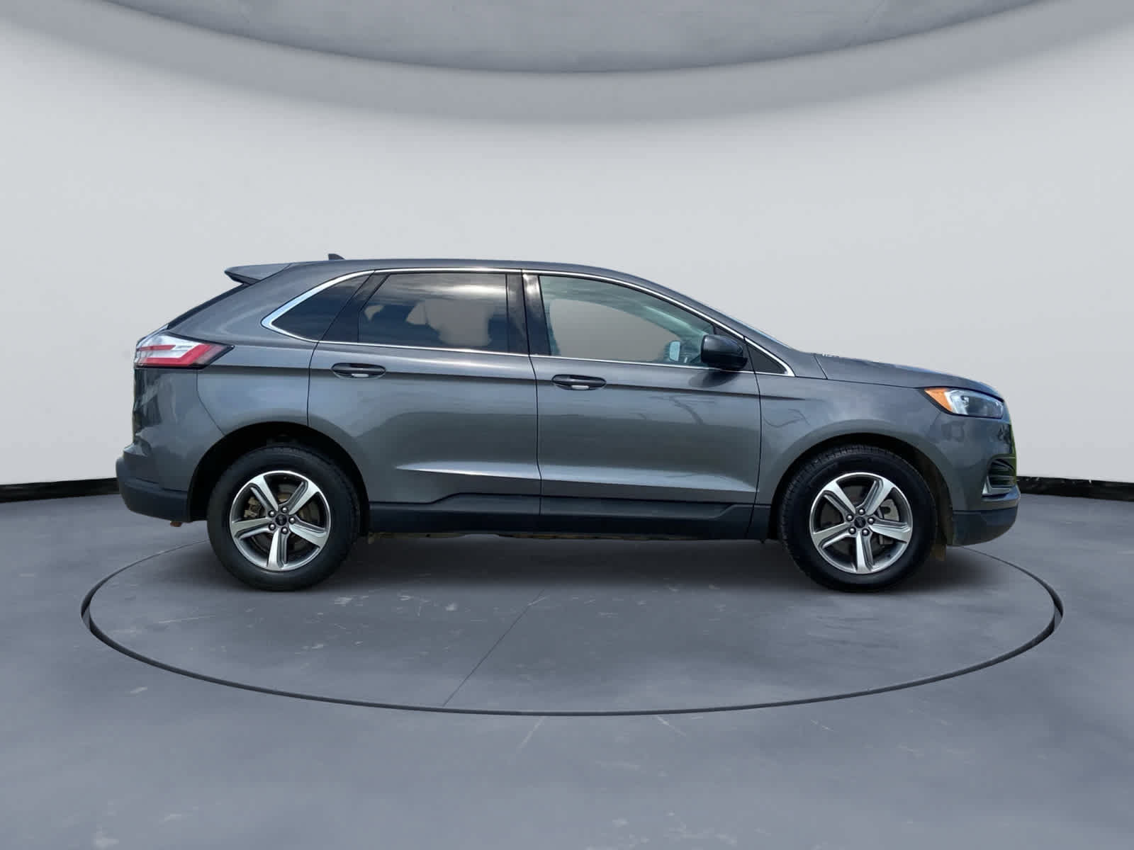 Used 2023 Ford Edge SEL w/ Convenience Package AWD/4WD image 9