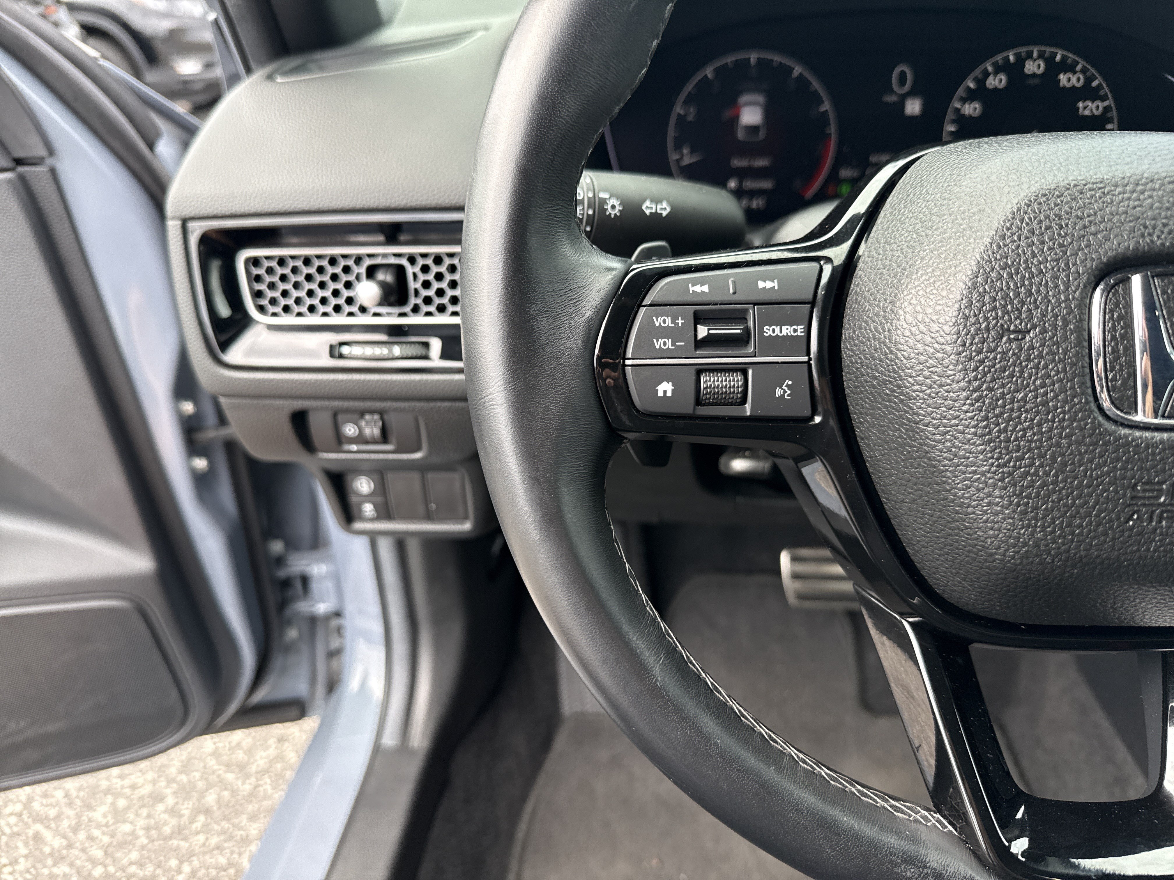 Certified 2024 Honda Civic Sport image 25